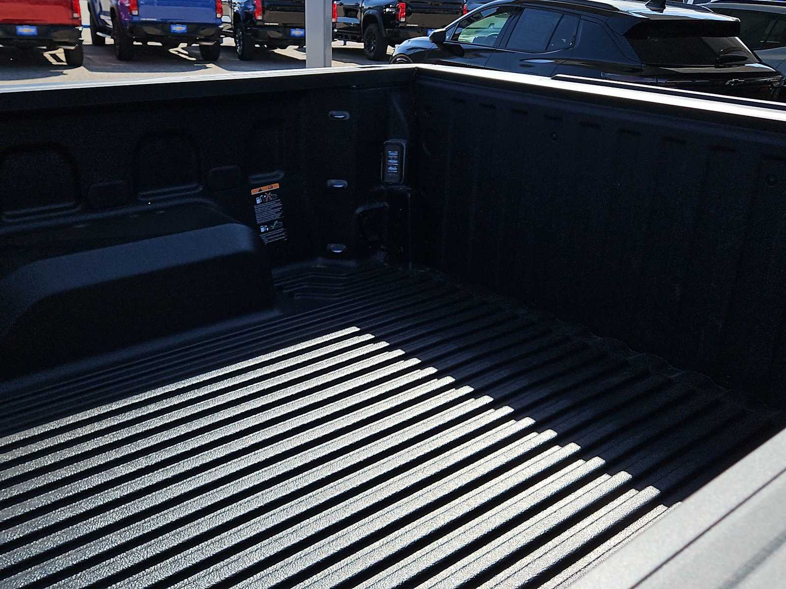 Thumbnail: 2026 Chevrolet Silverado 1500 - 23