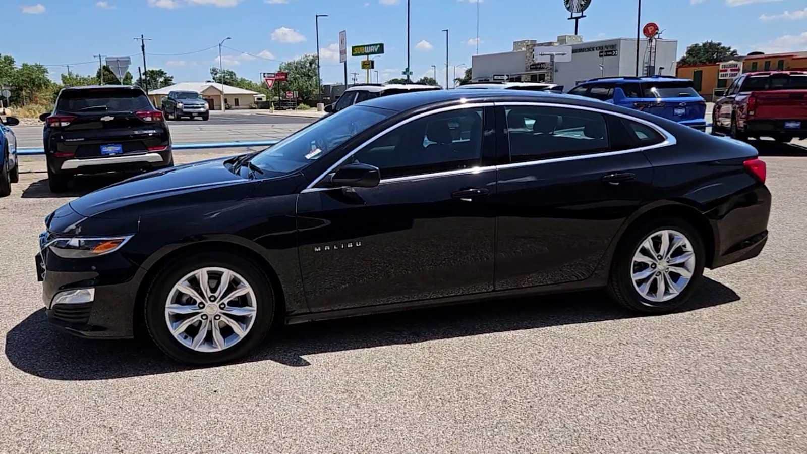 Thumbnail: 2024 Chevrolet Malibu - 4