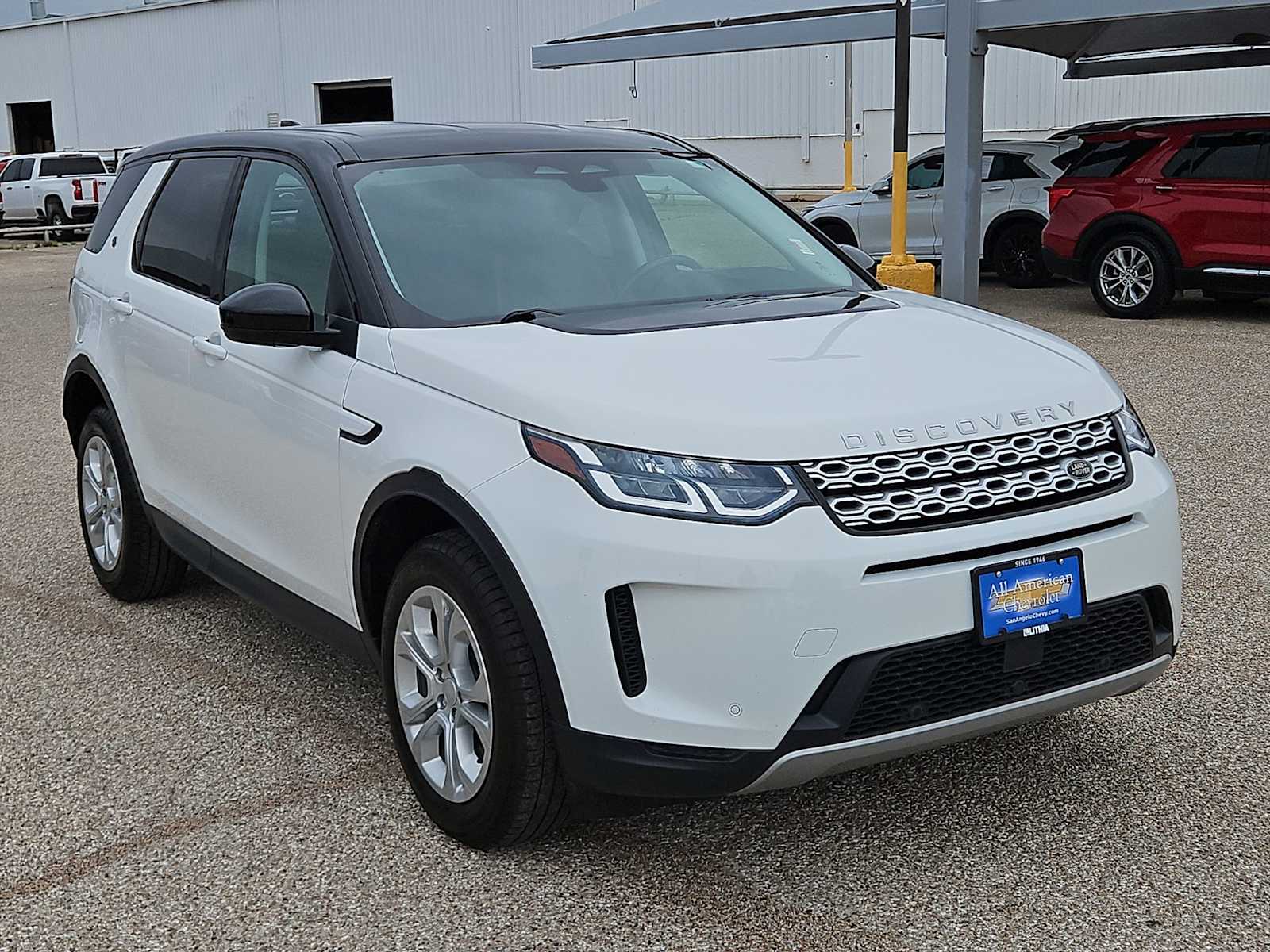 Thumbnail: 2022 Land Rover Discovery Sport - 2