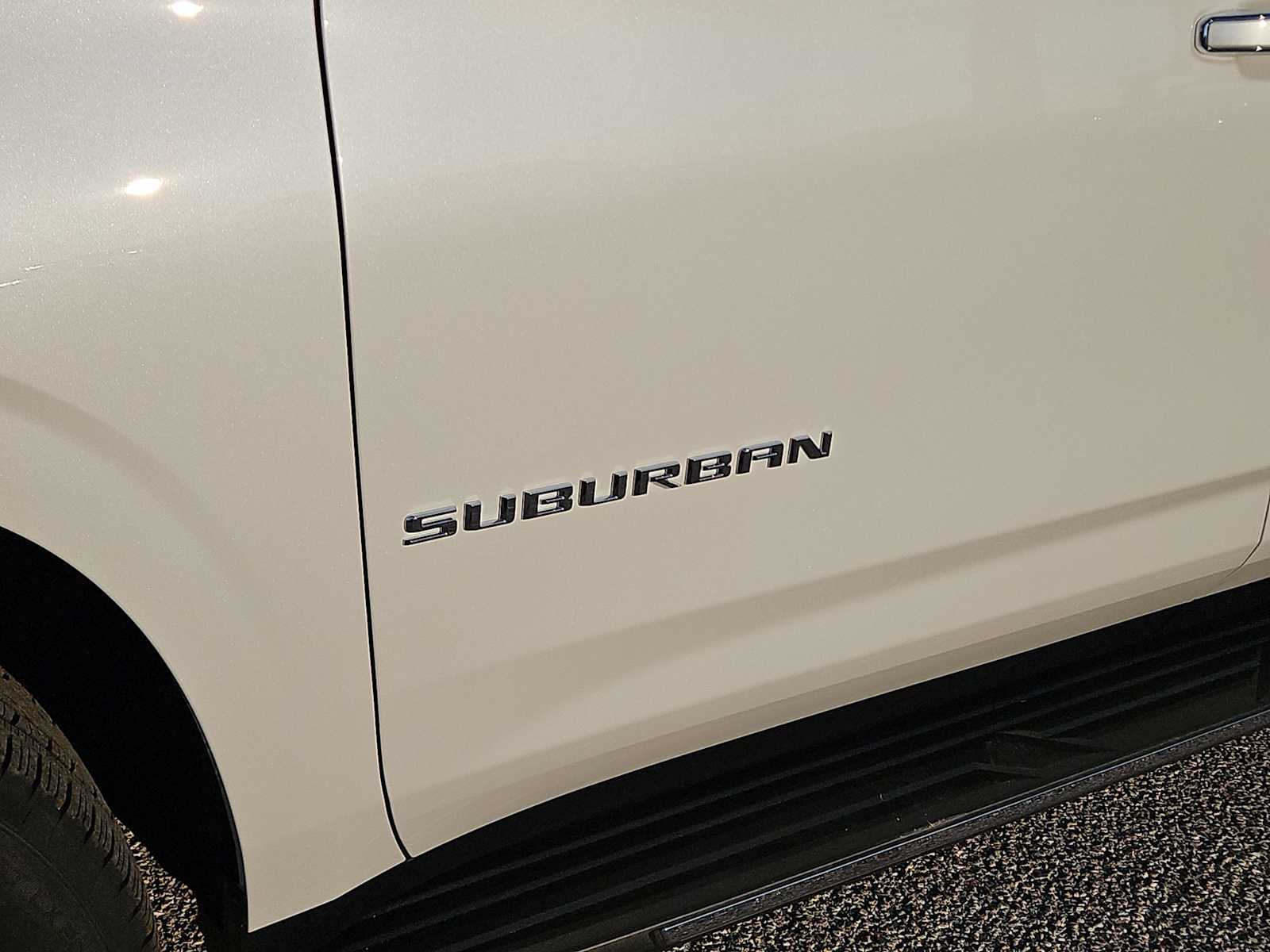 Thumbnail: 2025 Chevrolet Suburban - 7