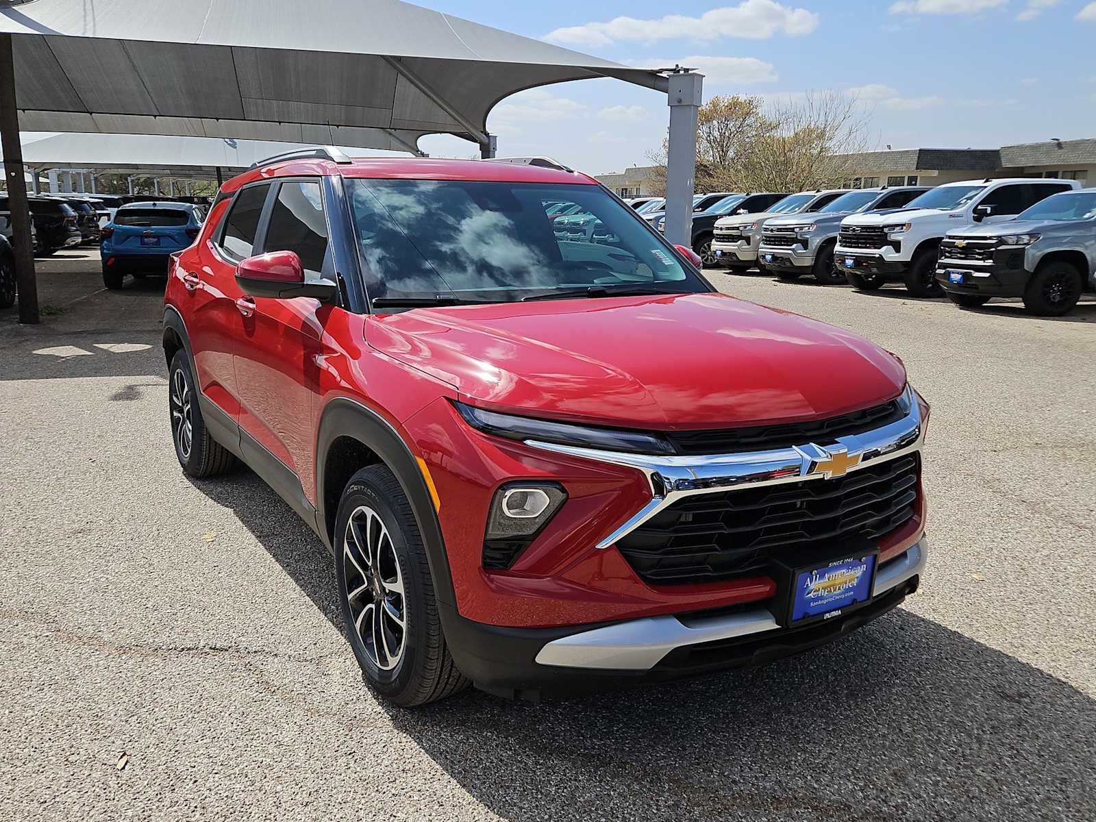 Thumbnail: 2026 Chevrolet TrailBlazer - 2