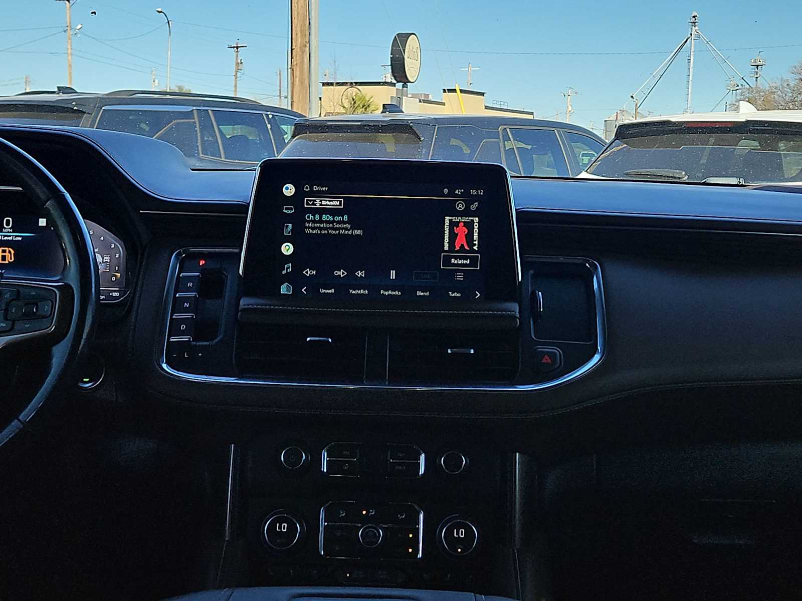 Thumbnail: 2022 Chevrolet Suburban - 14