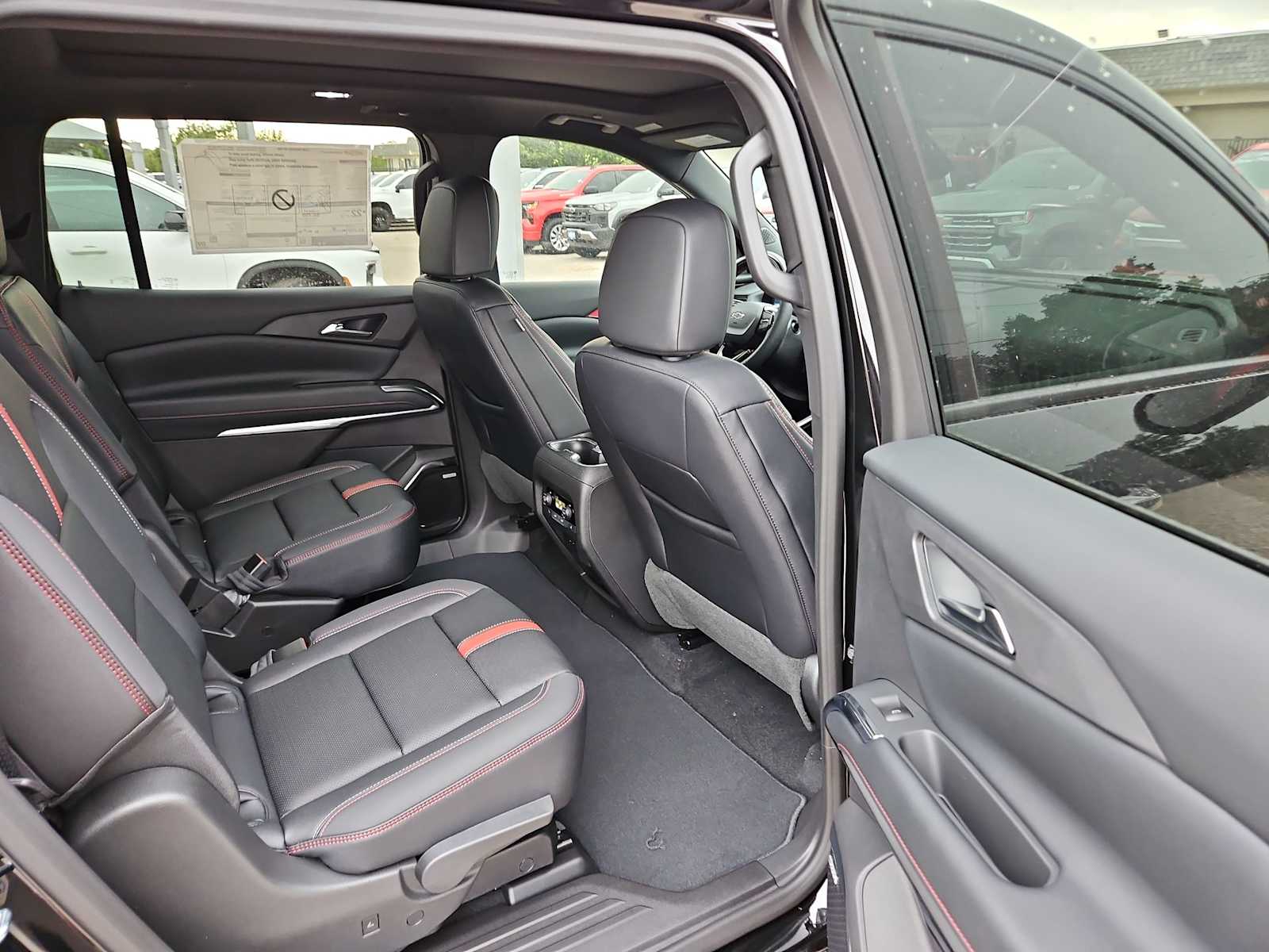 Thumbnail: 2026 Chevrolet Traverse - 20