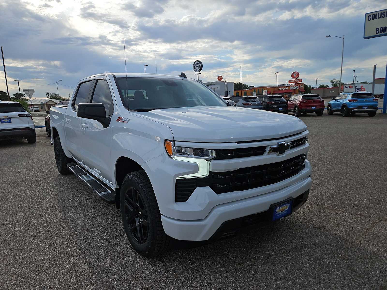 Thumbnail: 2026 Chevrolet Silverado 1500 - 2