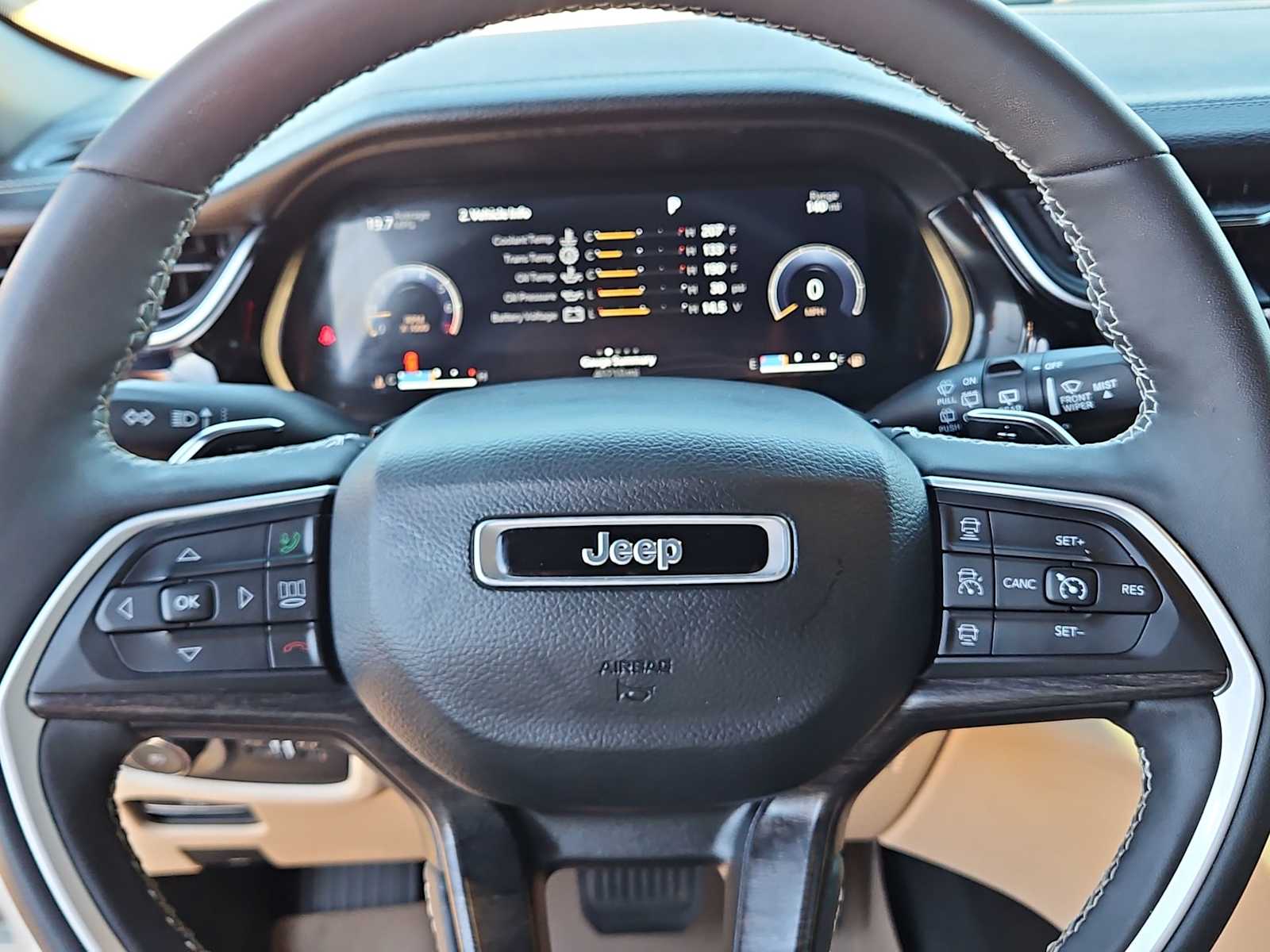 Thumbnail: 2023 Jeep Grand Cherokee - 19