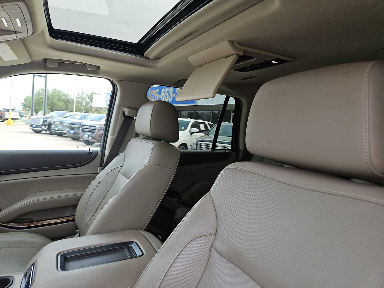 Thumbnail: 2019 GMC Yukon - 14
