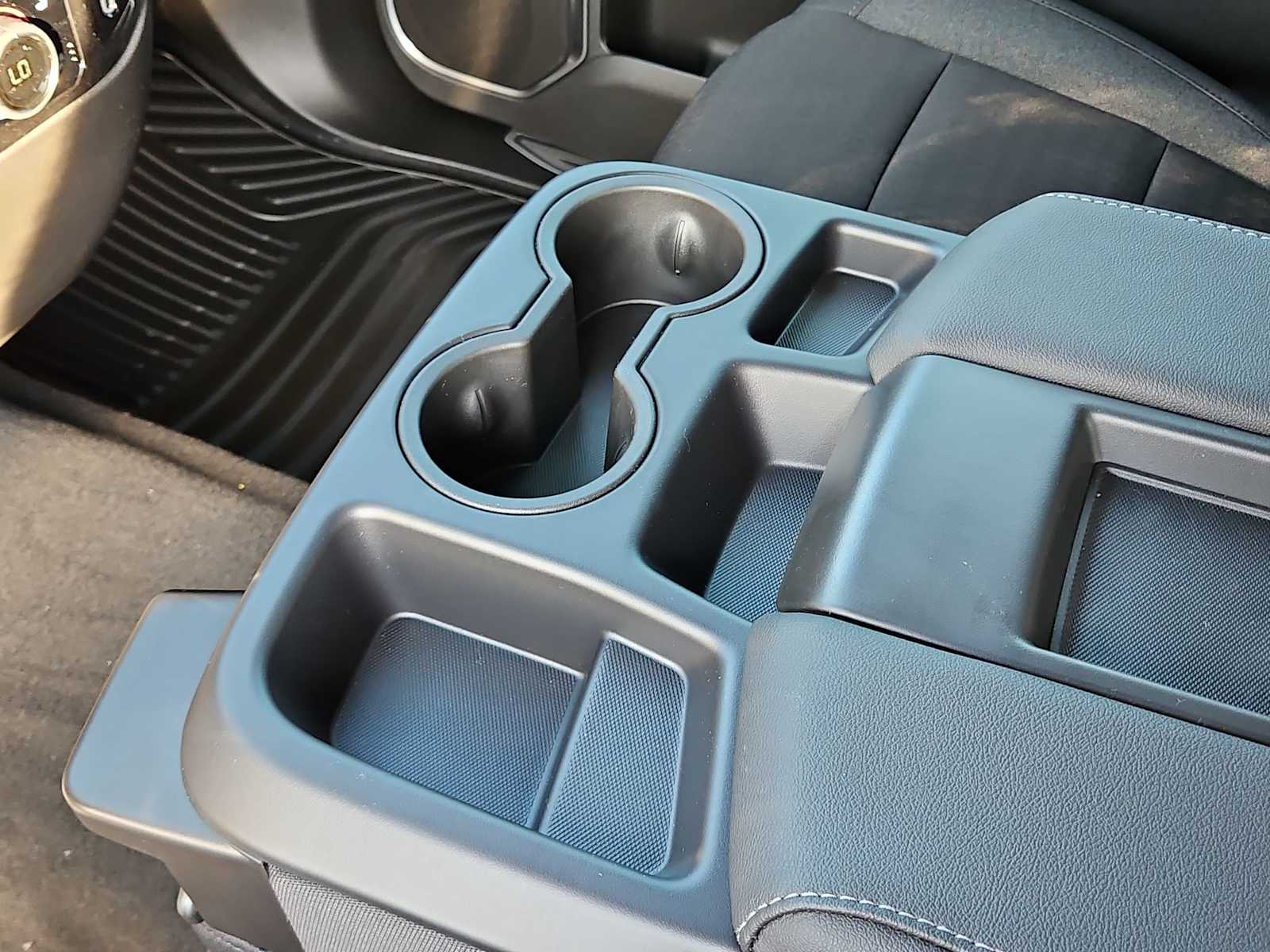 Thumbnail: 2026 Chevrolet Silverado 1500 - 20