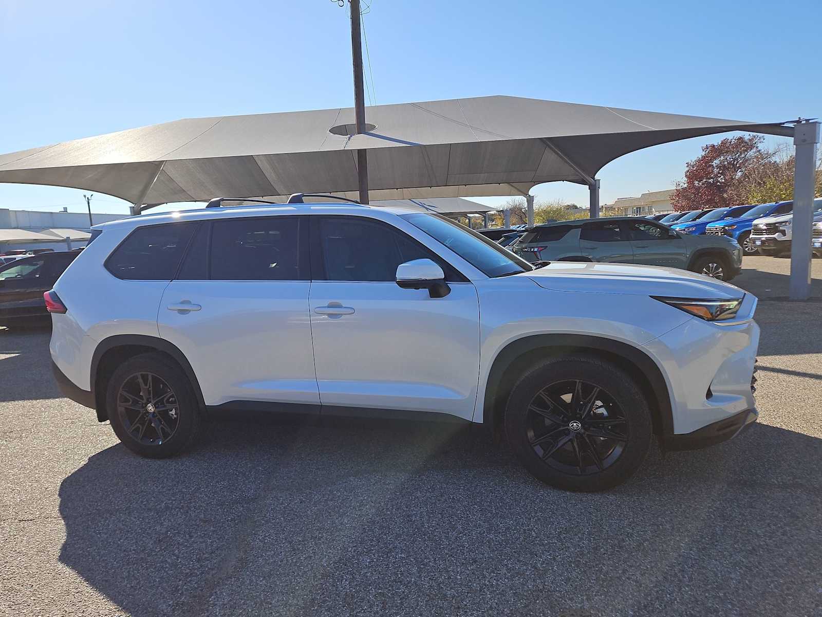 Thumbnail: 2024 Toyota Grand Highlander - 9