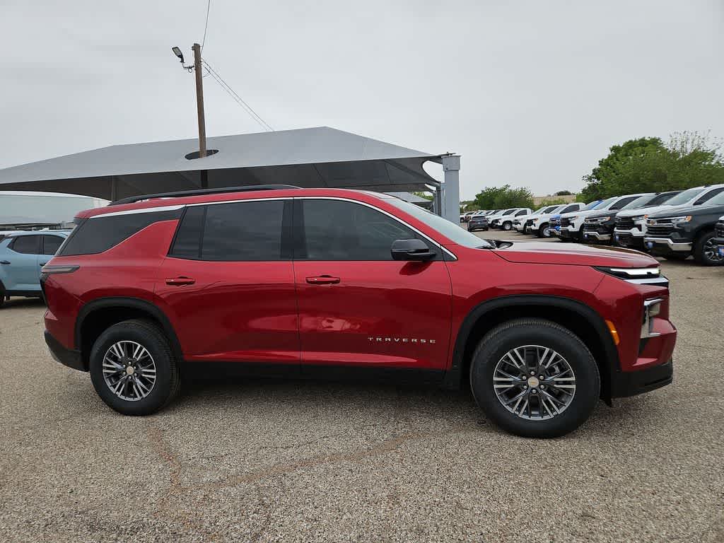 Thumbnail: 2026 Chevrolet Traverse - 9