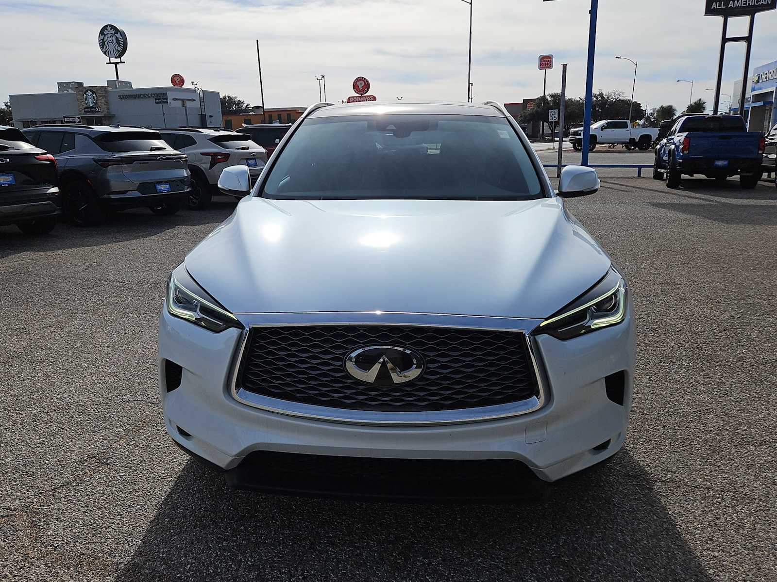 Thumbnail: 2023 INFINITI QX50 - 3