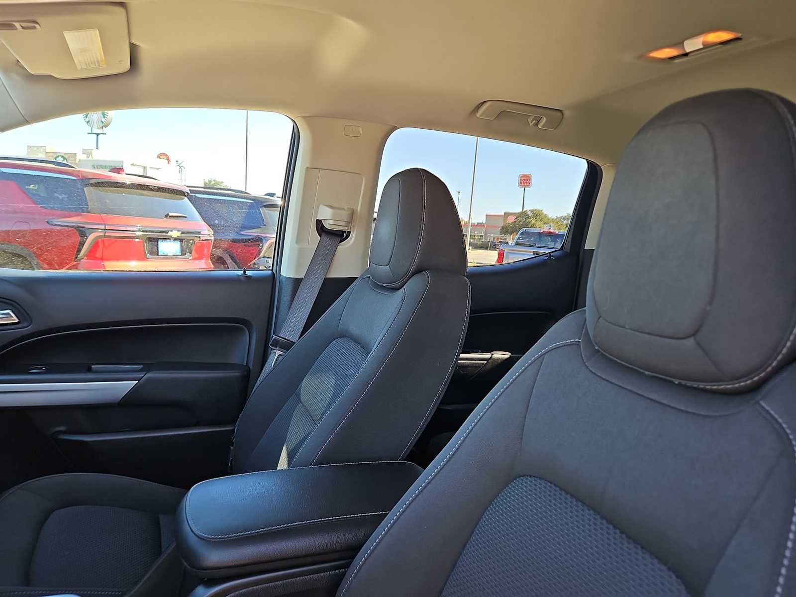 Thumbnail: 2021 Chevrolet Colorado - 18