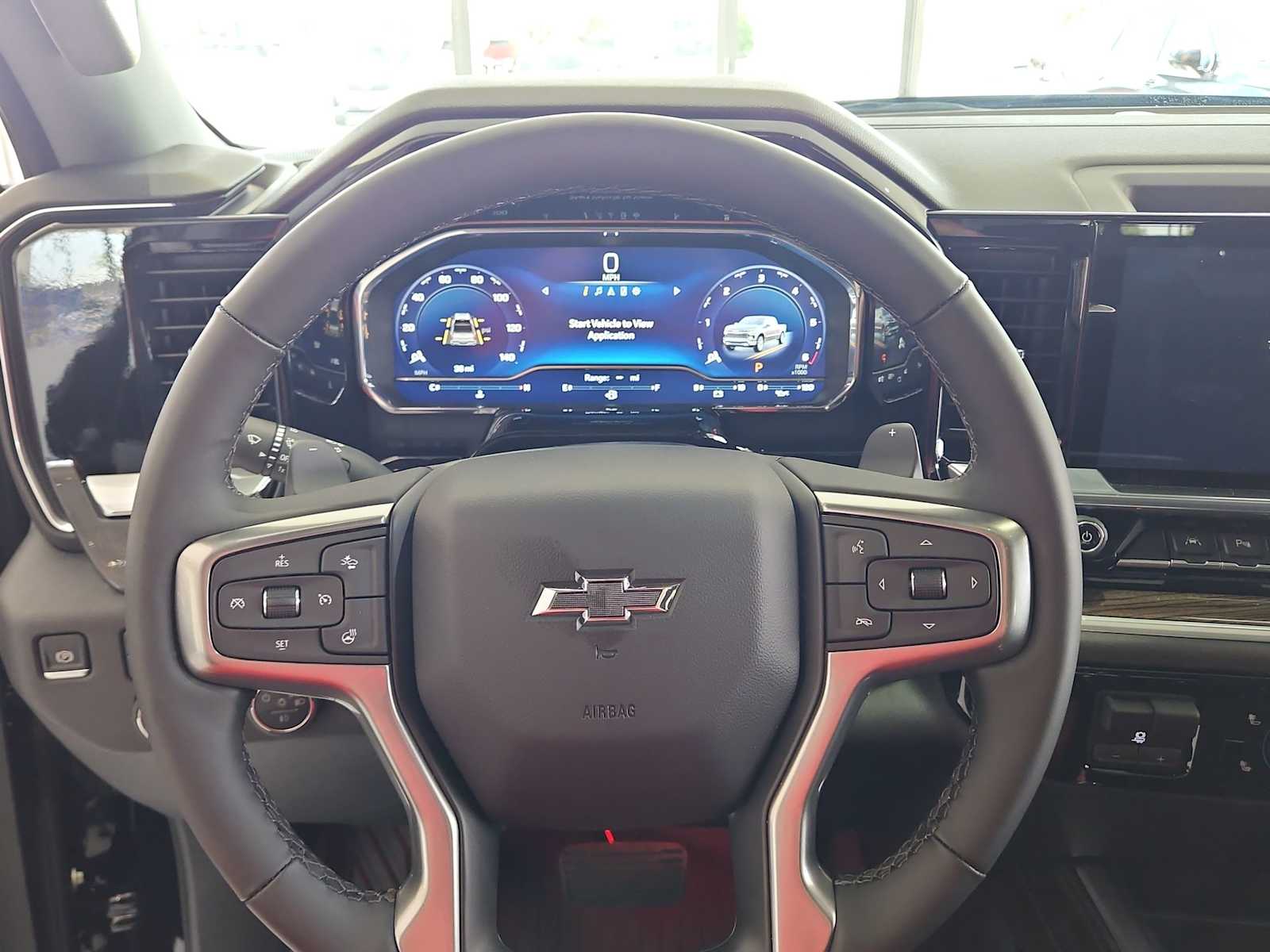 Thumbnail: 2025 Chevrolet Silverado 1500 - 17