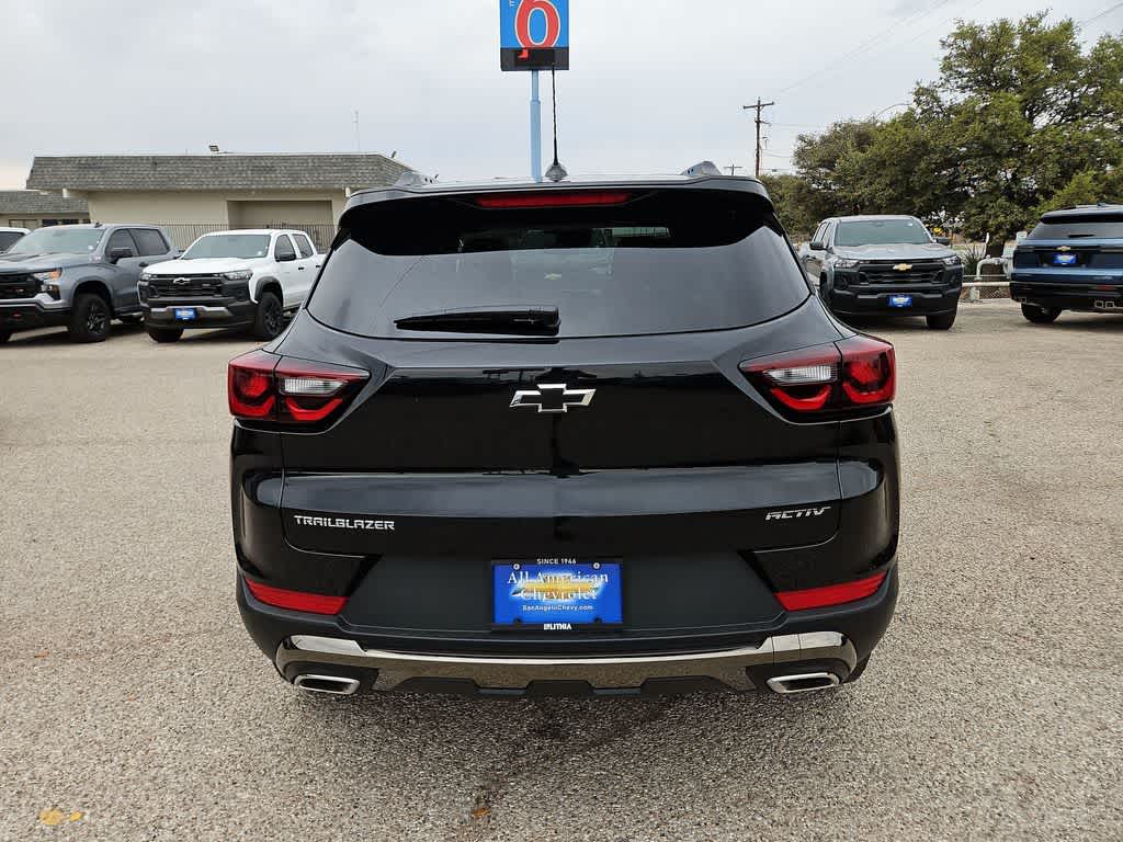 Thumbnail: 2026 Chevrolet TrailBlazer - 7