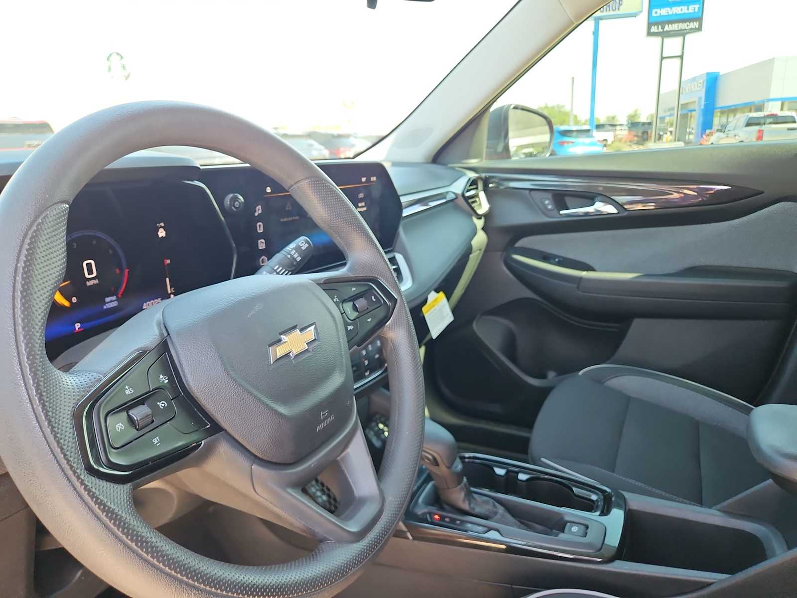 Thumbnail: 2025 Chevrolet TrailBlazer - 10