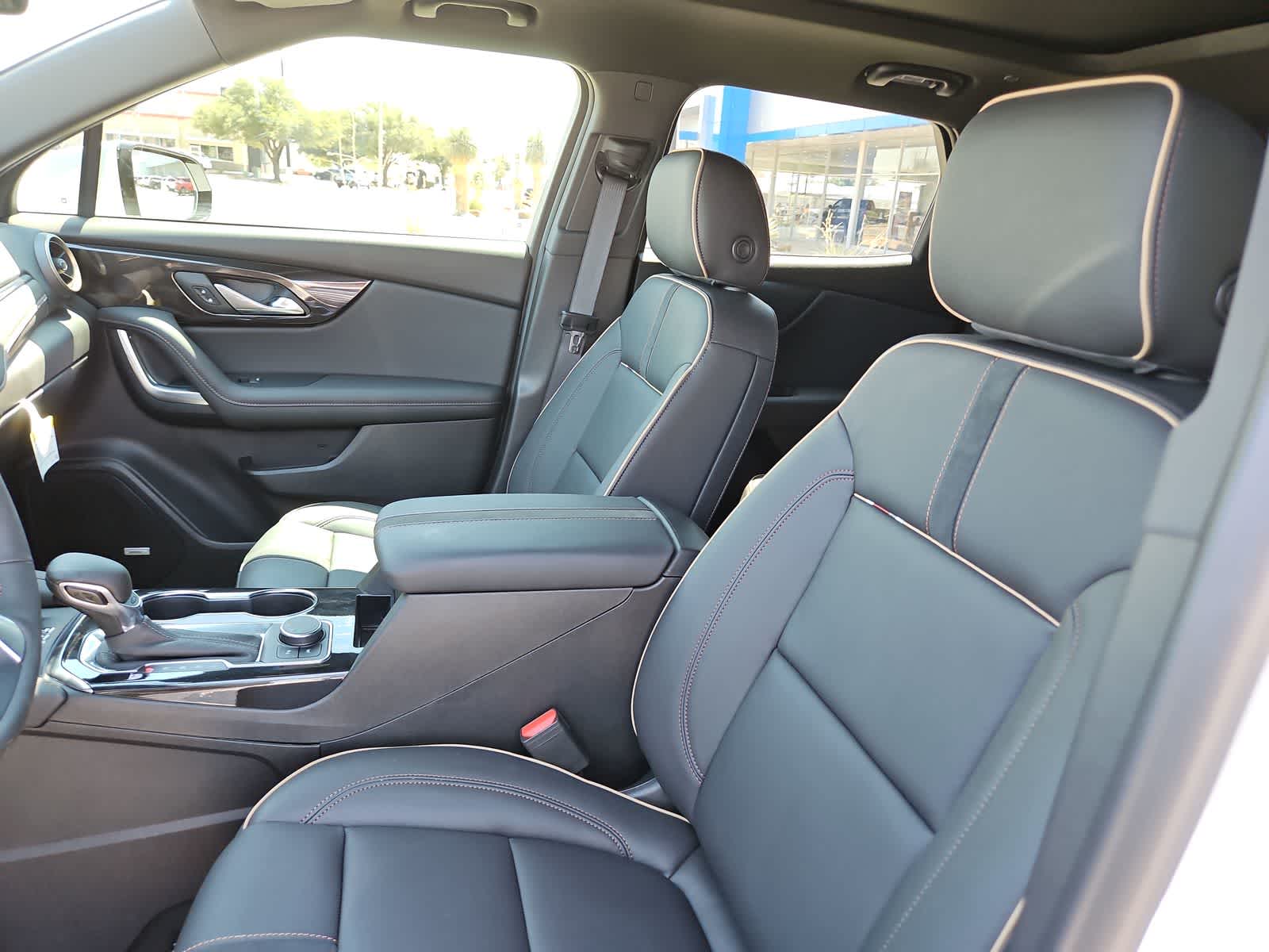 Thumbnail: 2024 Chevrolet Blazer - 19