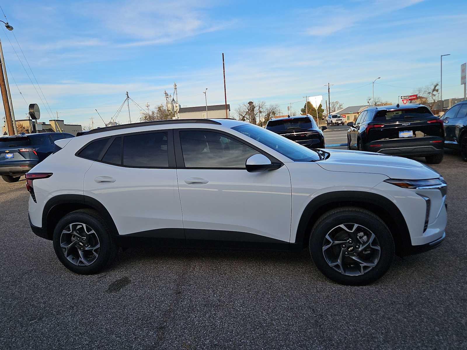 Thumbnail: 2026 Chevrolet Trax - 9