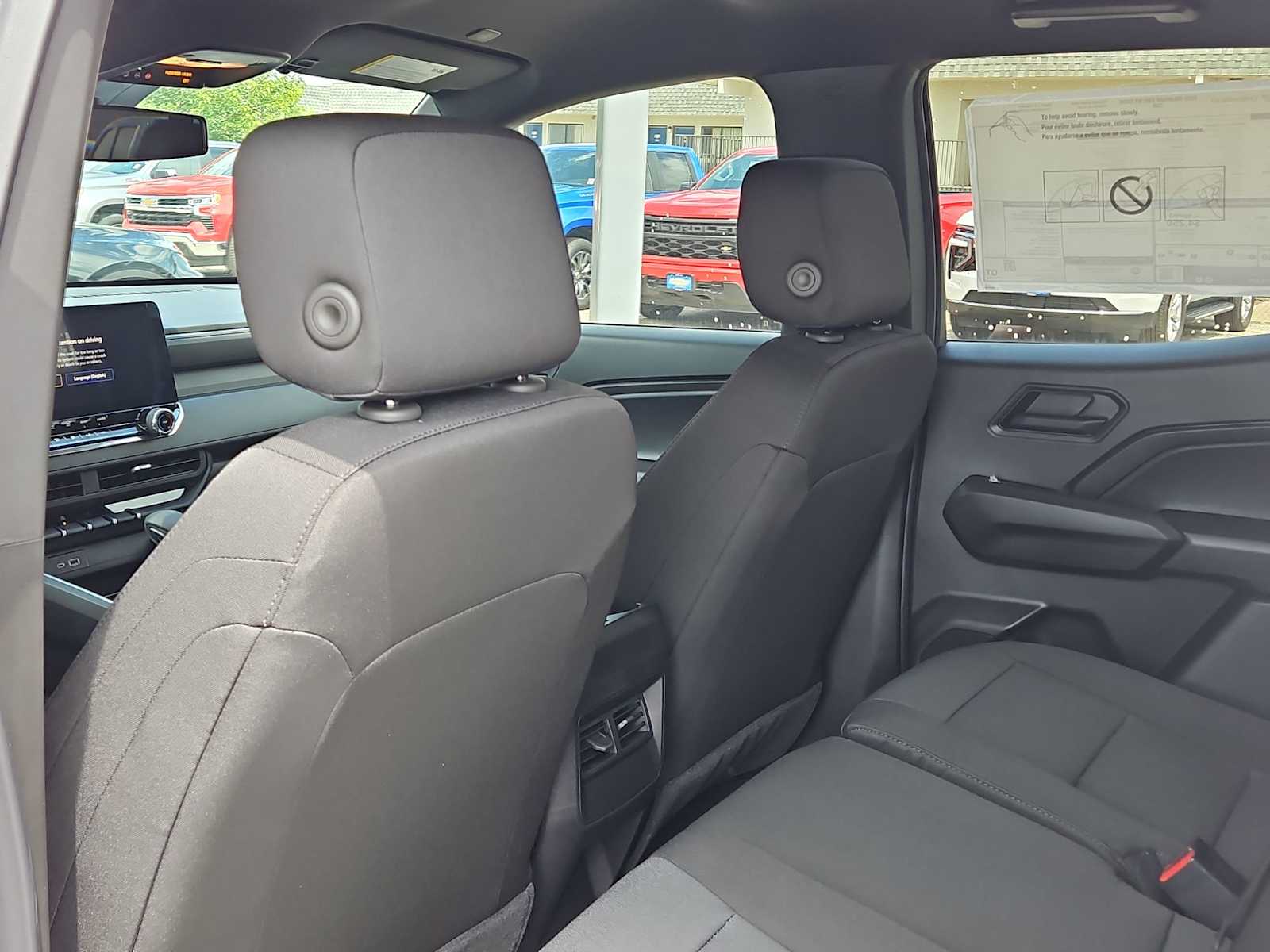 Thumbnail: 2025 Chevrolet Colorado - 18