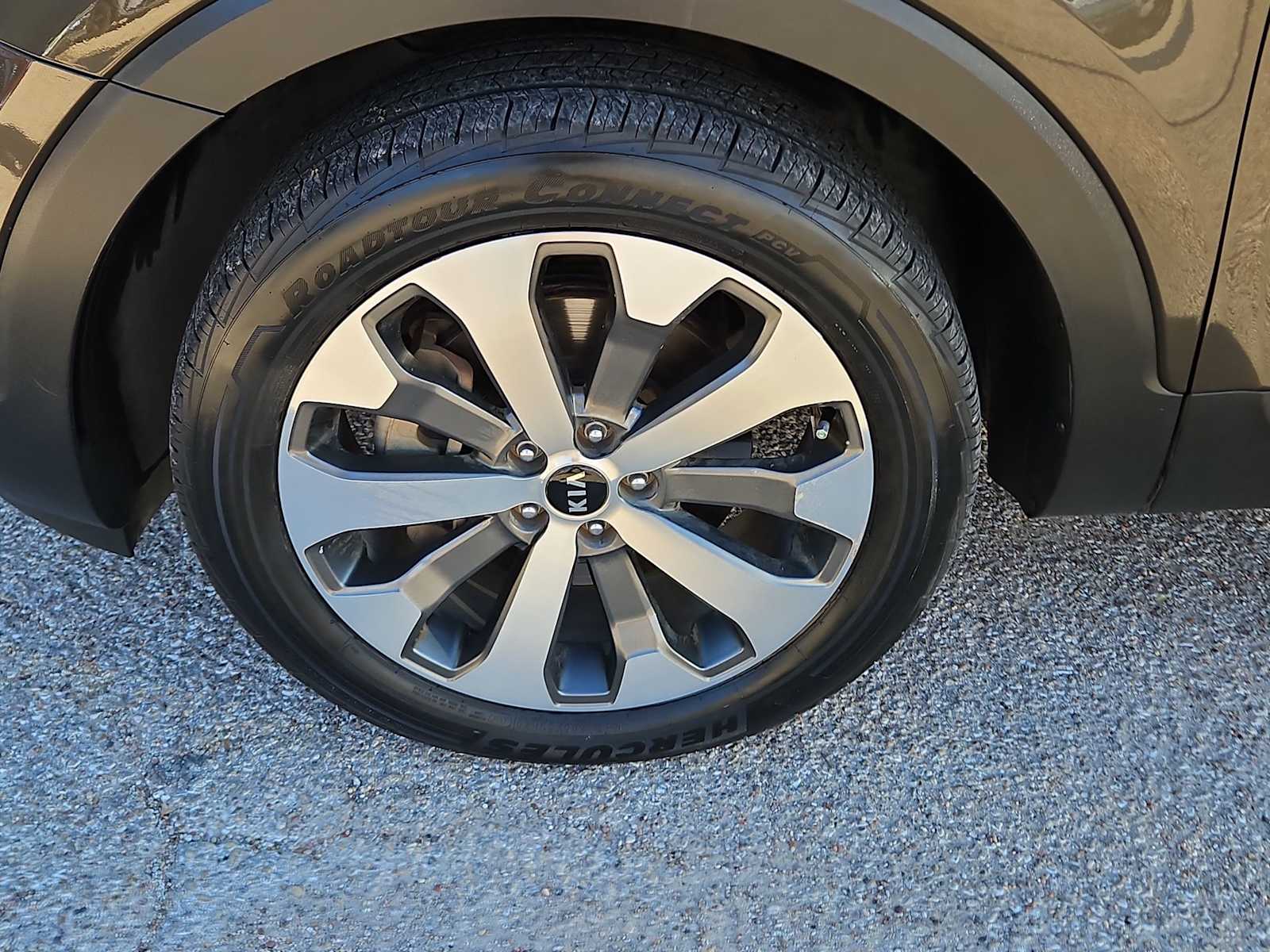 Thumbnail: 2021 Kia Telluride - 12