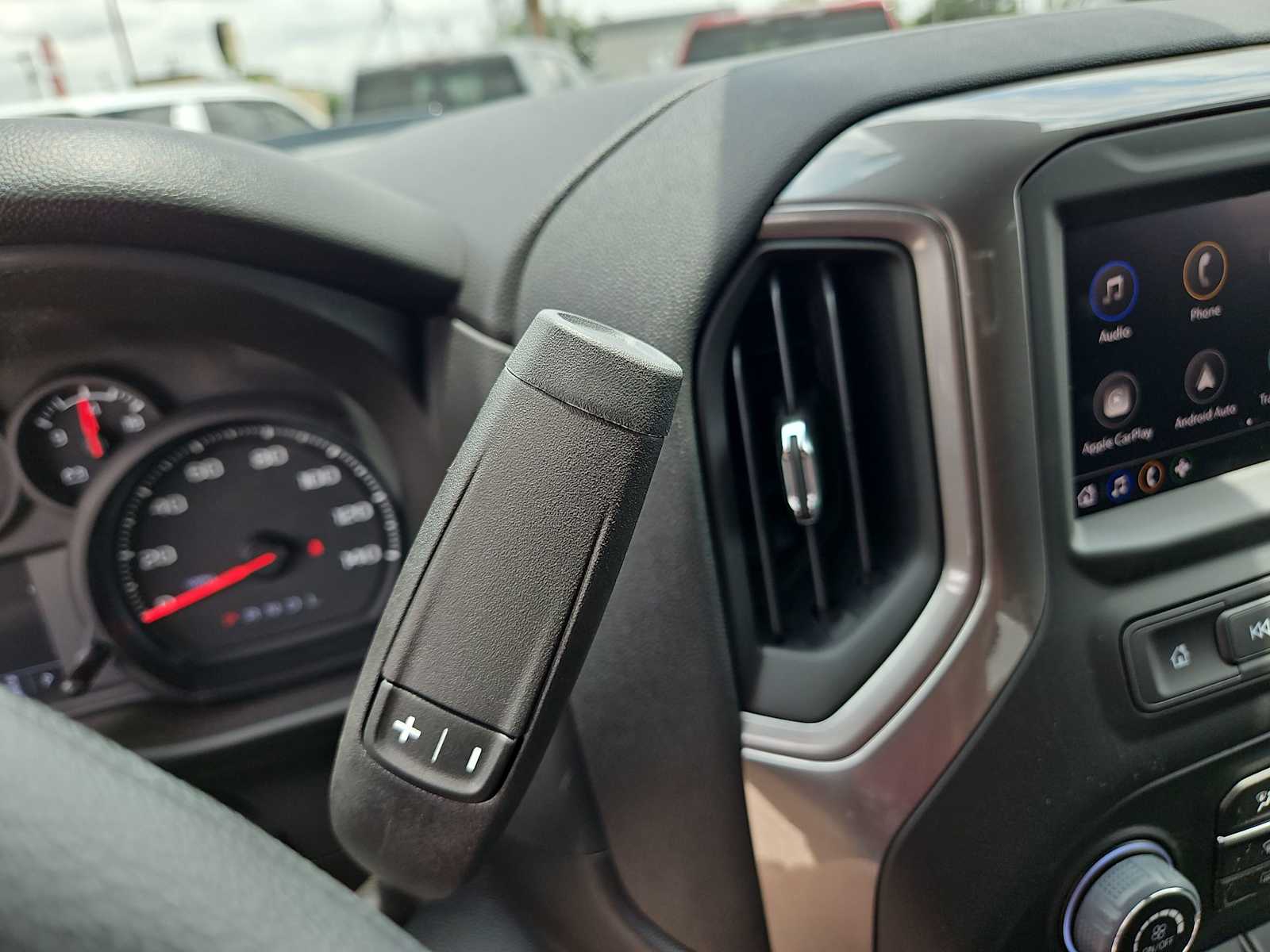 2025 Chevrolet Silverado 1500 Custom Trail Boss 17