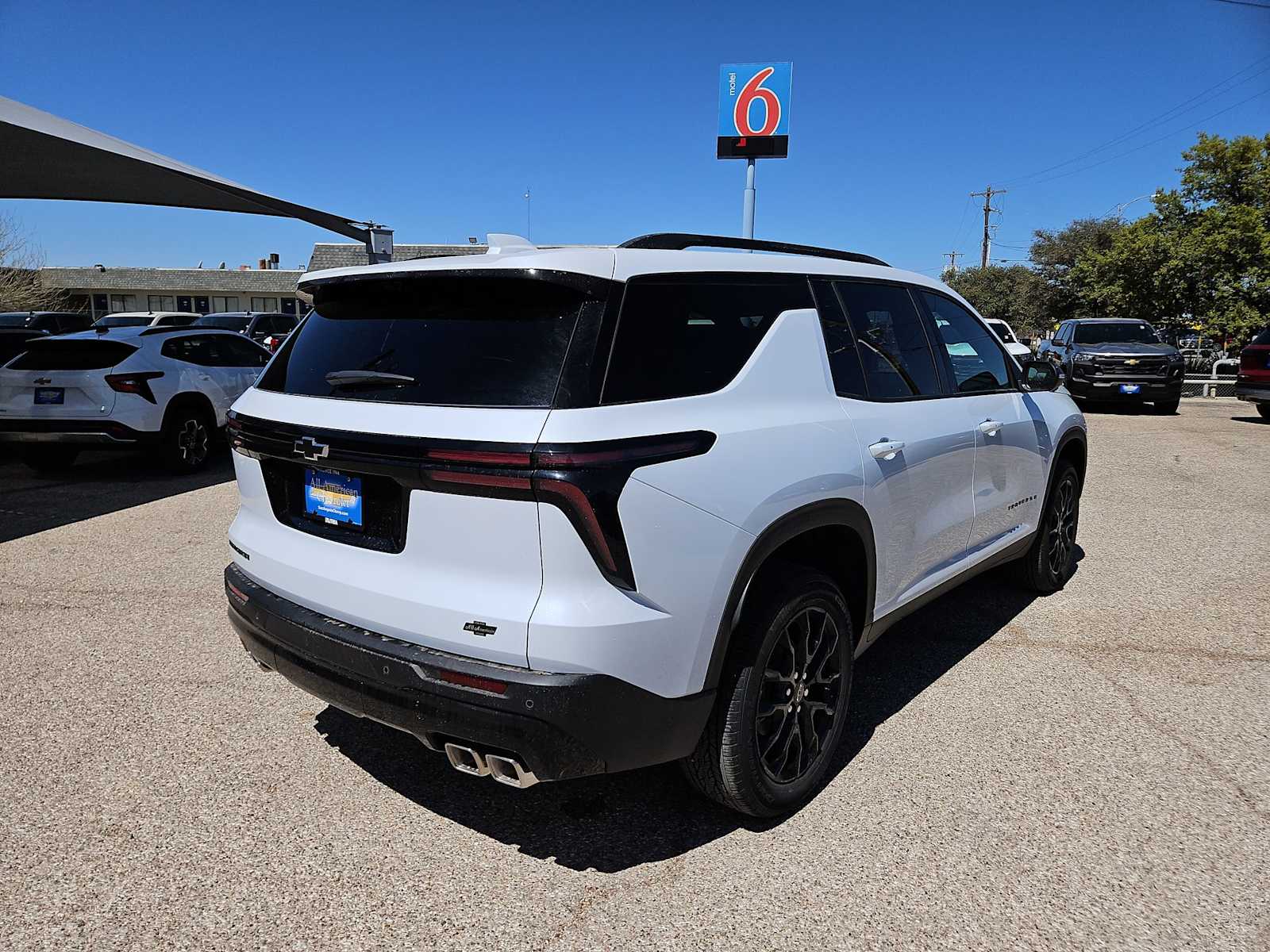 Thumbnail: 2026 Chevrolet Traverse - 8