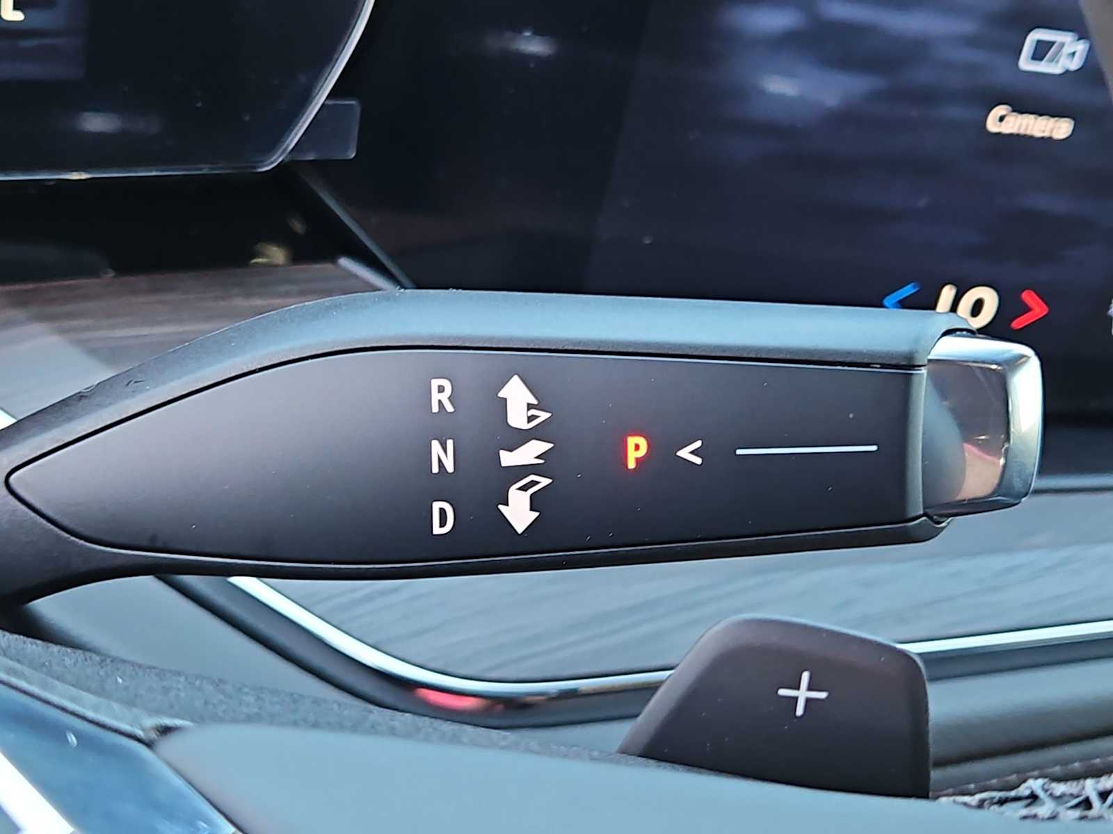 Thumbnail: 2026 Chevrolet Suburban - 21