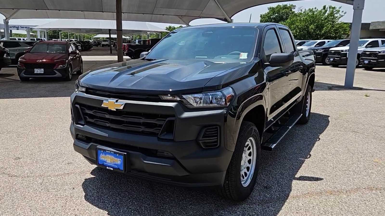 Thumbnail: 2025 Chevrolet Colorado - 3
