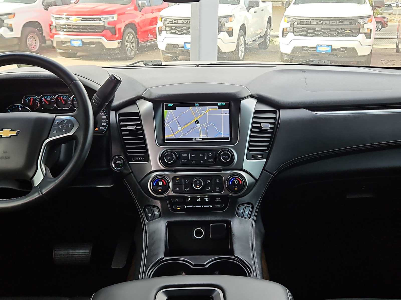 Thumbnail: 2016 Chevrolet Tahoe - 14