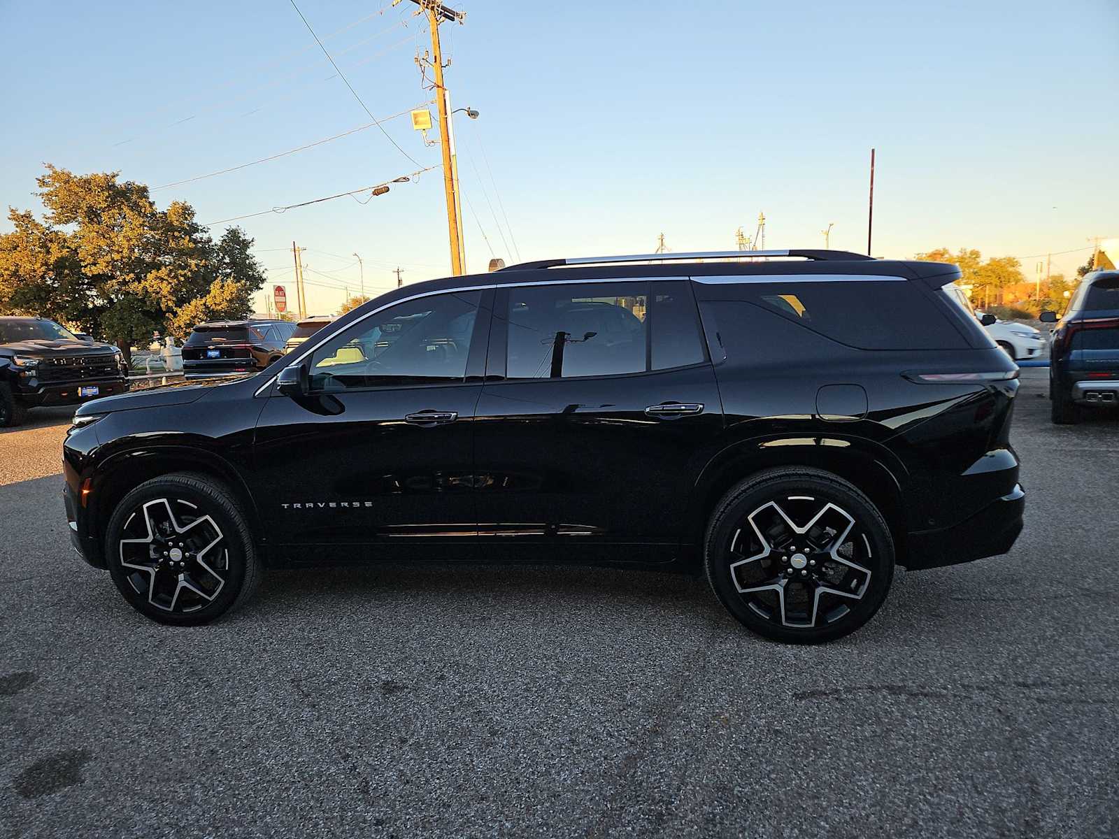 Thumbnail: 2025 Chevrolet Traverse - 5