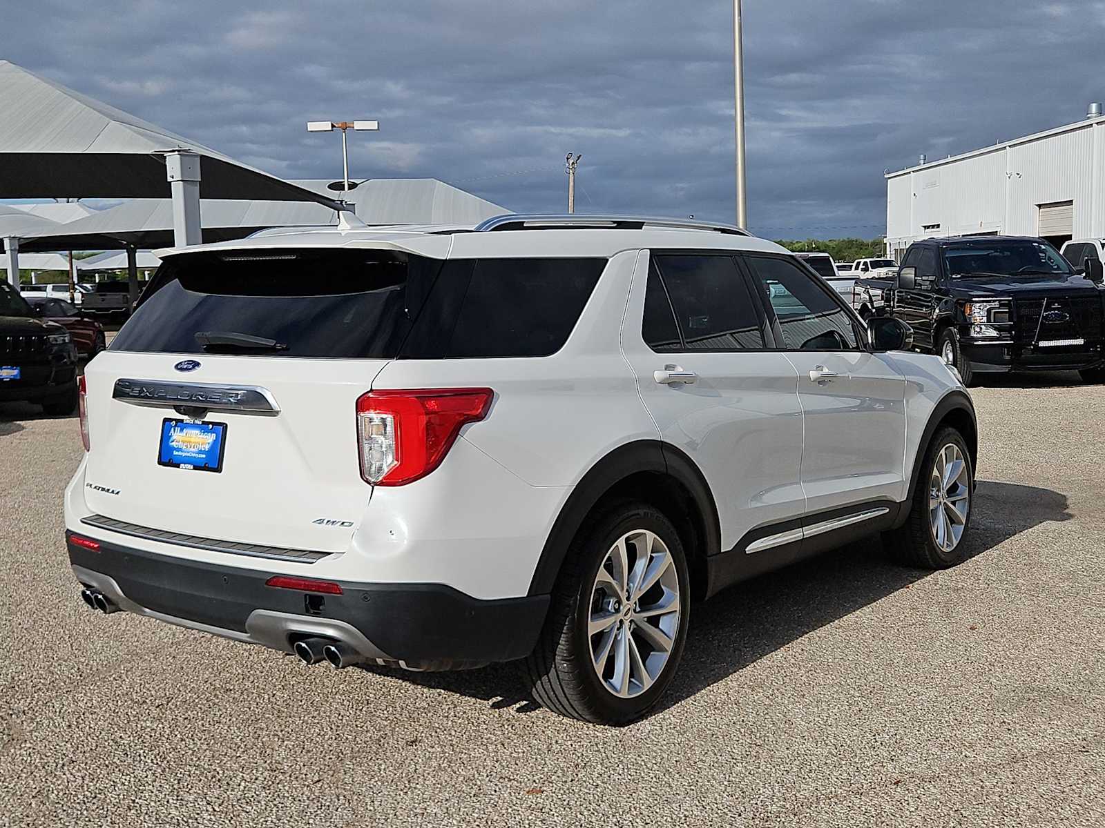 Thumbnail: 2022 Ford Explorer - 8