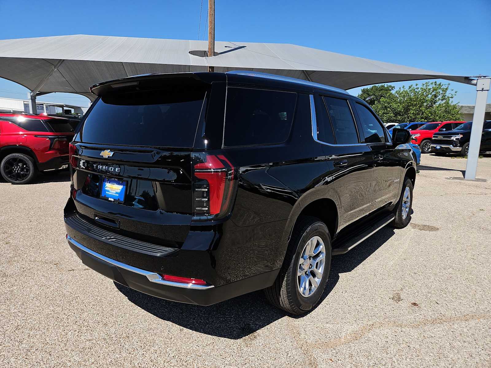 Thumbnail: 2026 Chevrolet Tahoe - 8