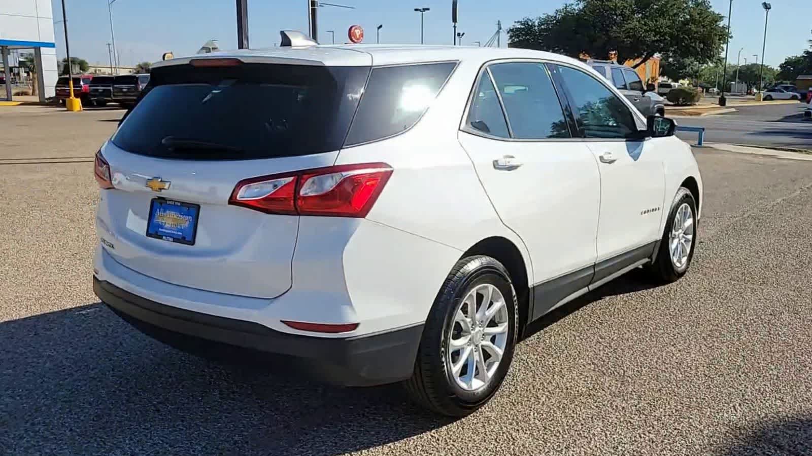 Thumbnail: 2019 Chevrolet Equinox - 7