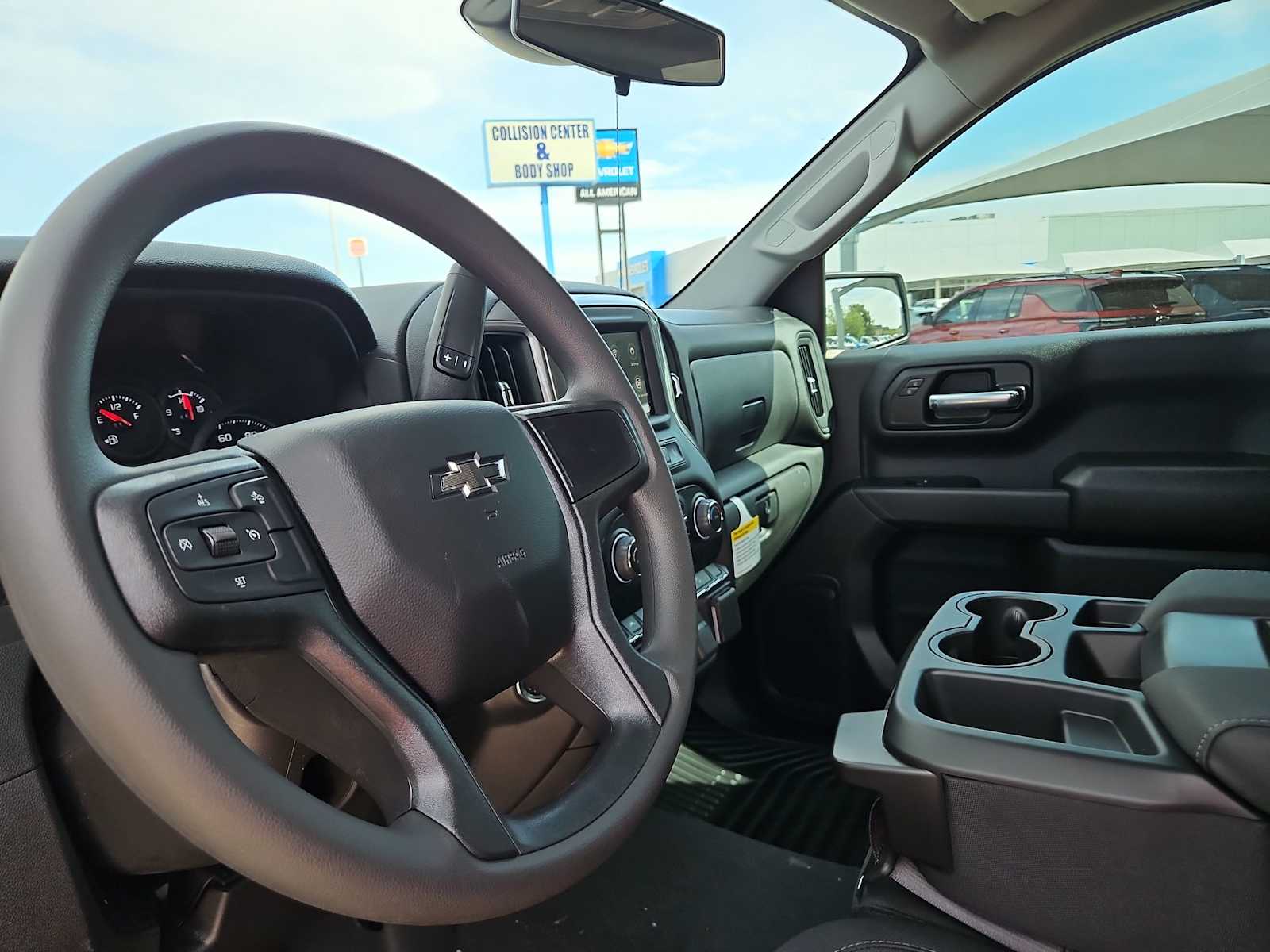 Thumbnail: 2026 Chevrolet Silverado 1500 - 10