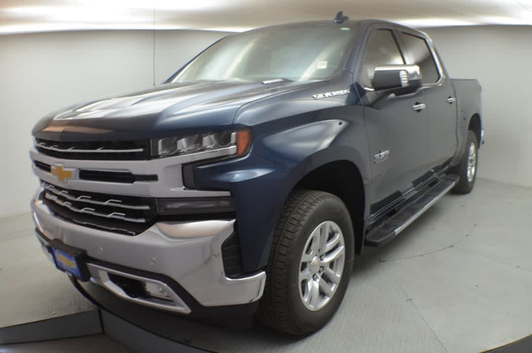 Thumbnail: 2020 Chevrolet Silverado 1500 - 4