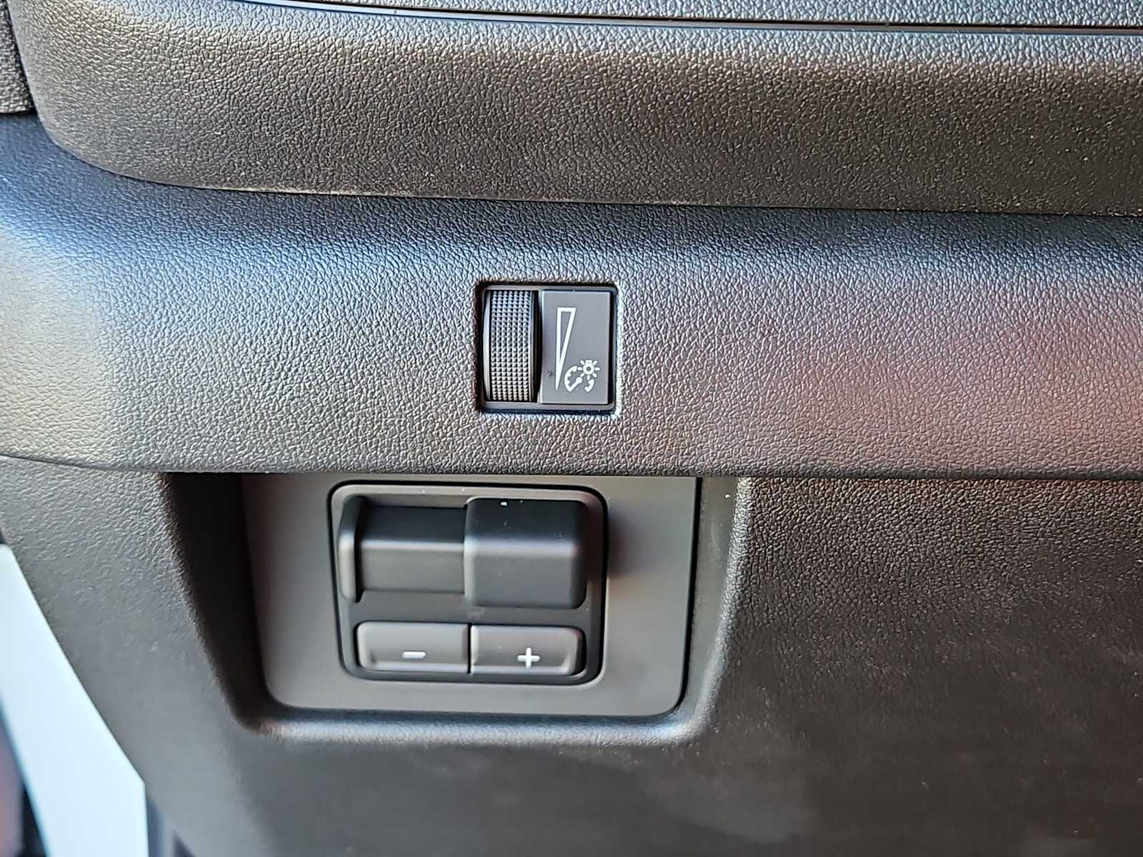 Thumbnail: 2026 Chevrolet Colorado - 24