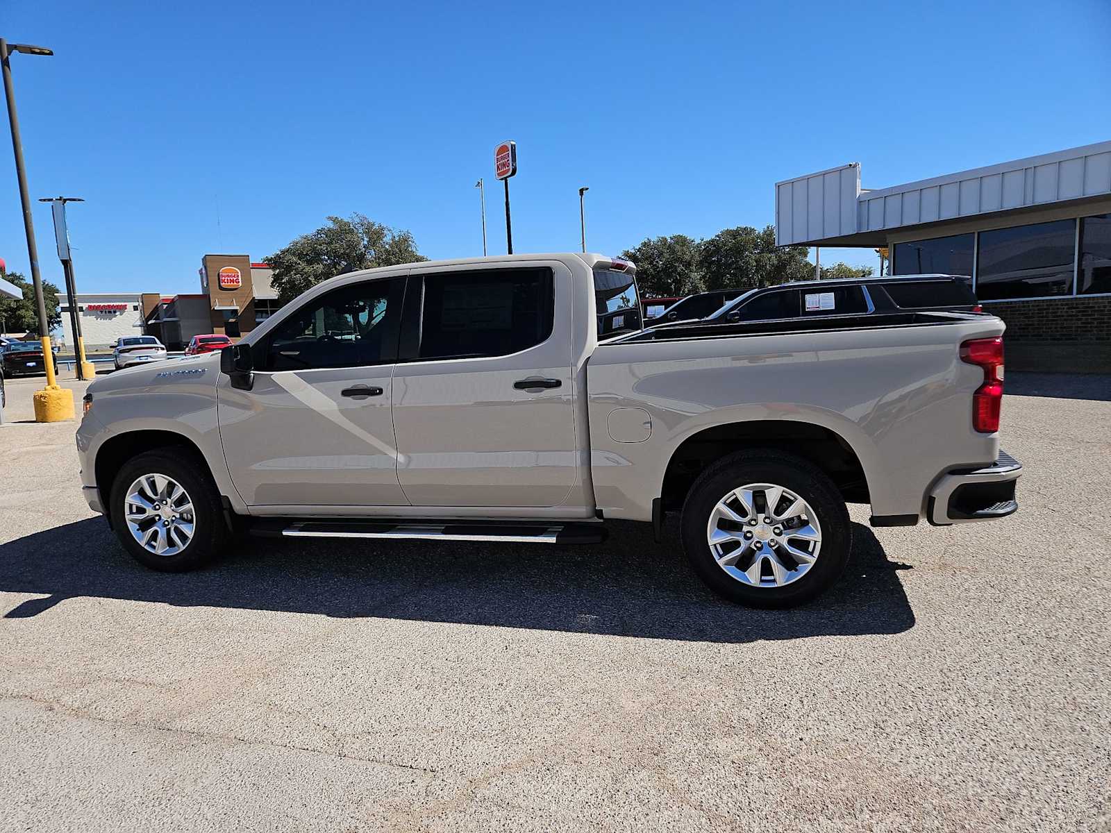 Thumbnail: 2026 Chevrolet Silverado 1500 - 5