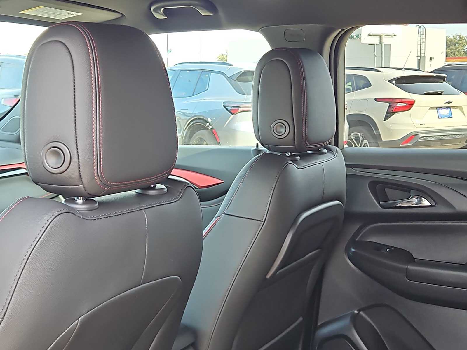 Thumbnail: 2026 Chevrolet TrailBlazer - 16