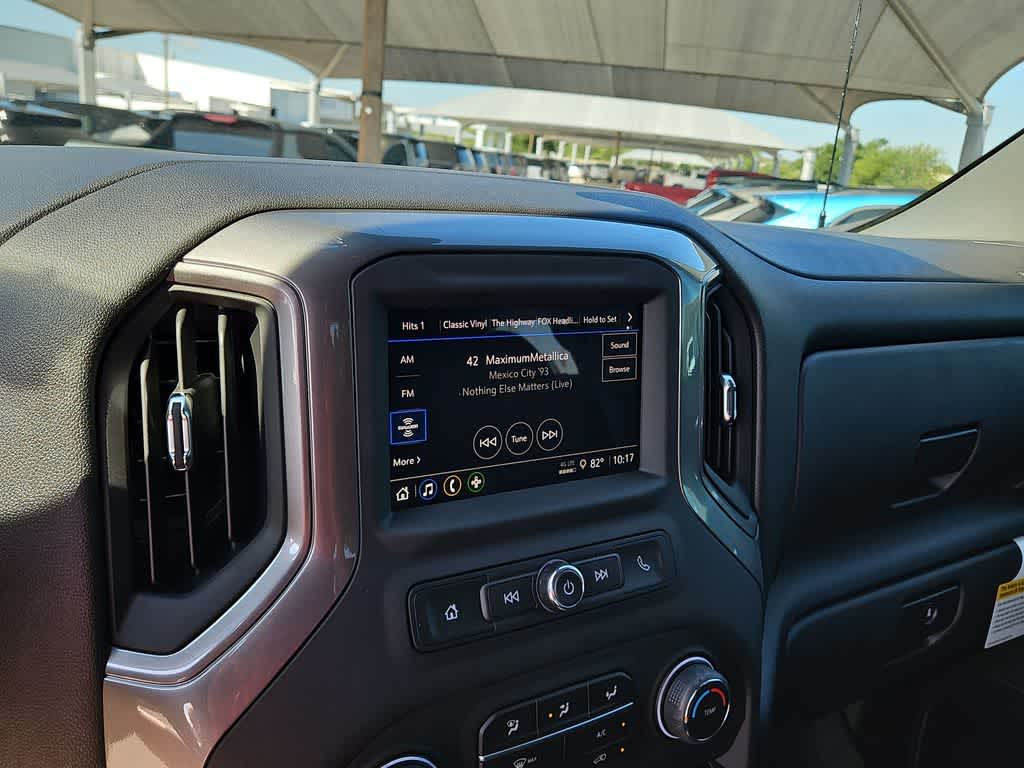 Thumbnail: 2026 Chevrolet Silverado 1500 - 24
