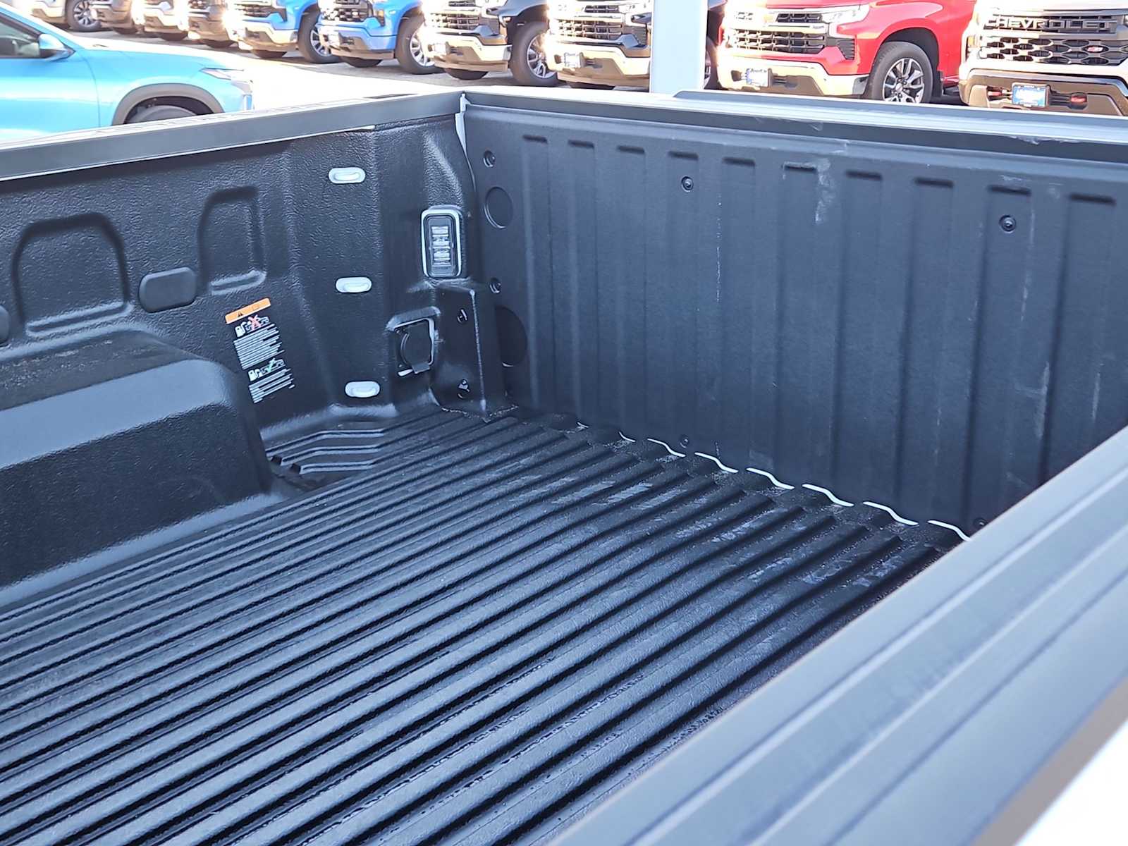 Thumbnail: 2026 Chevrolet Silverado 1500 - 23