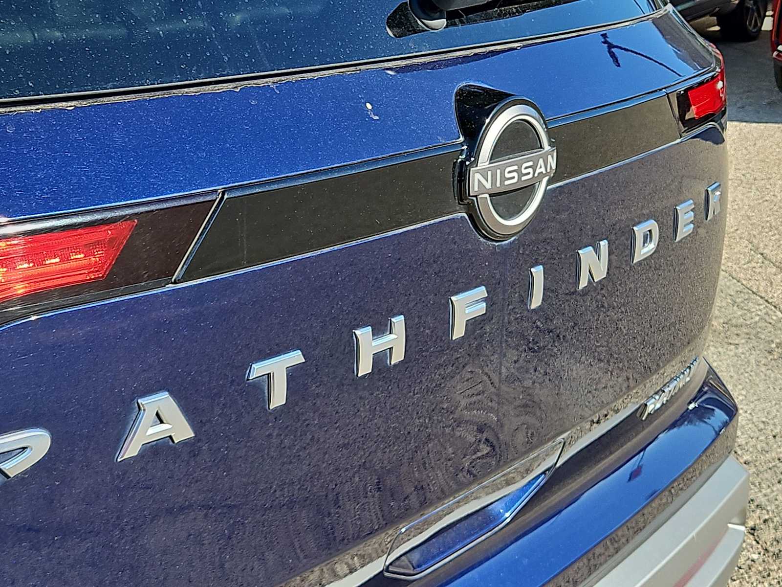 Thumbnail: 2022 Nissan Pathfinder - 11