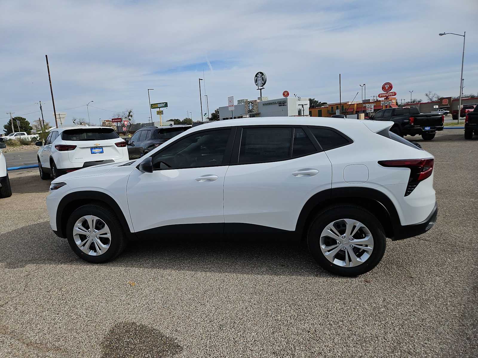 Thumbnail: 2026 Chevrolet Trax - 5