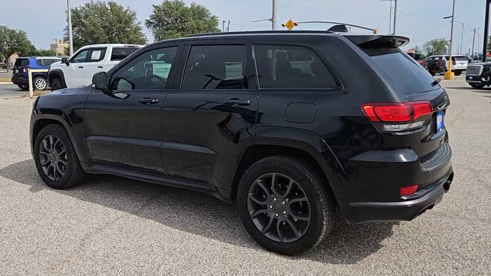 Thumbnail: 2021 Jeep Grand Cherokee - 6