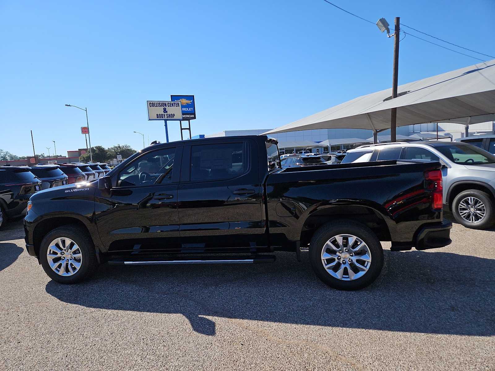 Thumbnail: 2026 Chevrolet Silverado 1500 - 5