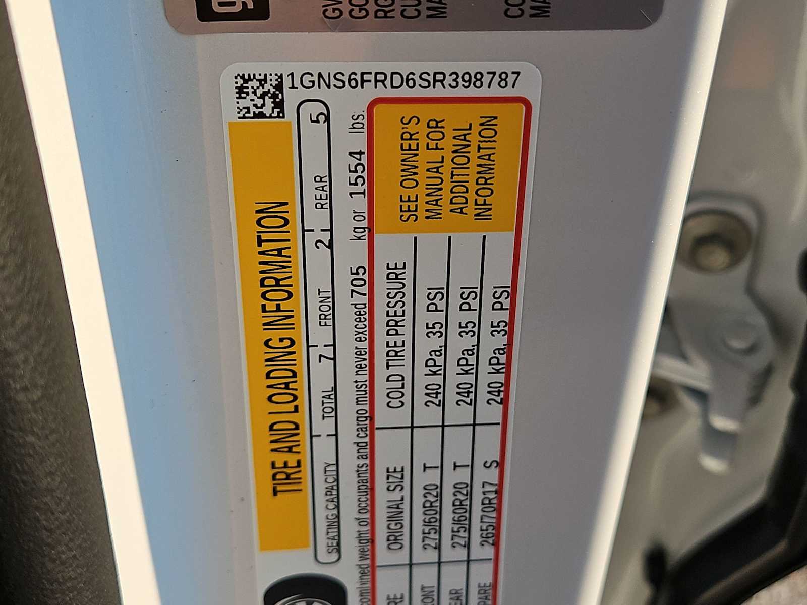 Thumbnail: 2025 Chevrolet Suburban - 21