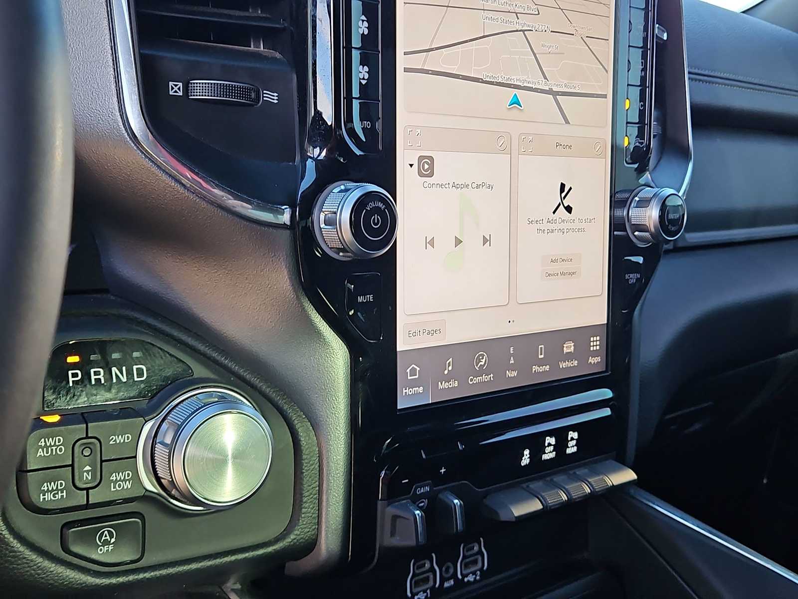 Thumbnail: 2025 RAM 1500 - 24