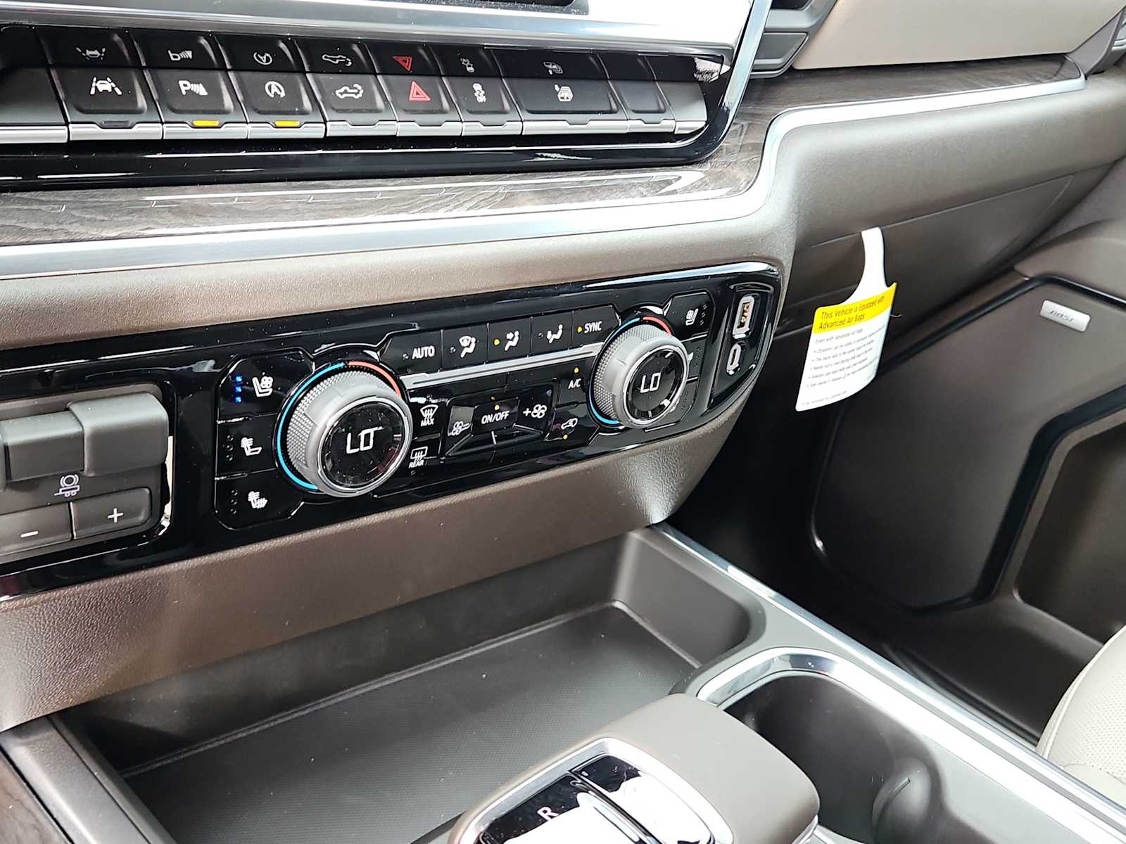 Thumbnail: 2026 Chevrolet Silverado 1500 - 24