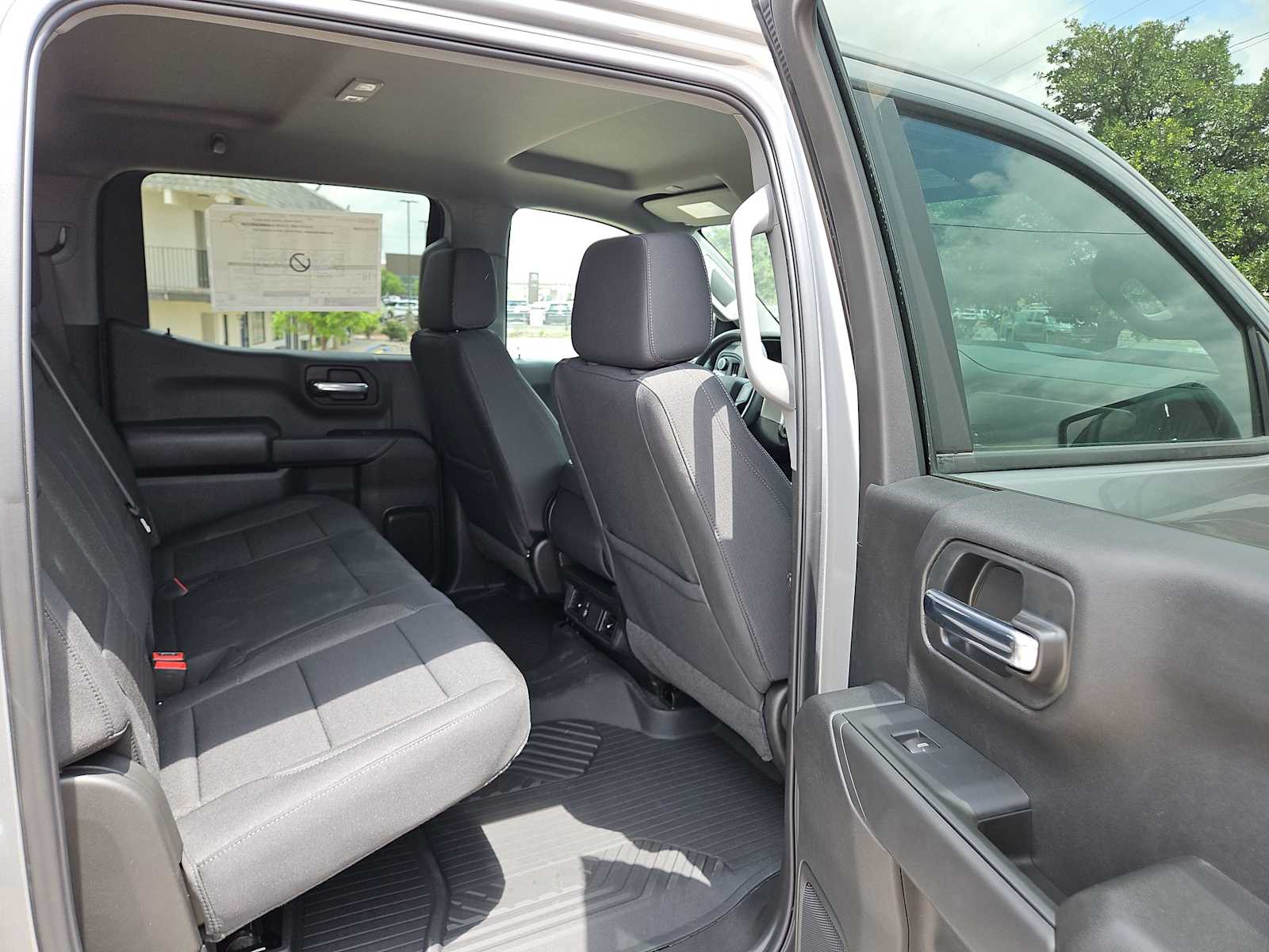 2025 Chevrolet Silverado 1500 Custom Trail Boss 12
