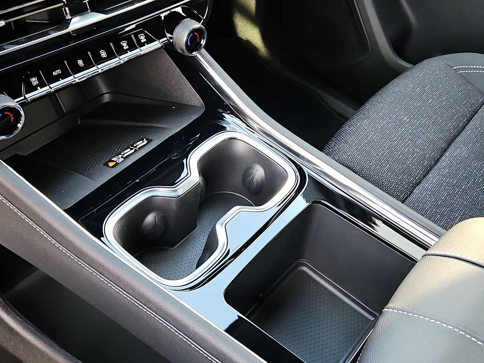 Thumbnail: 2026 Chevrolet Traverse - 20