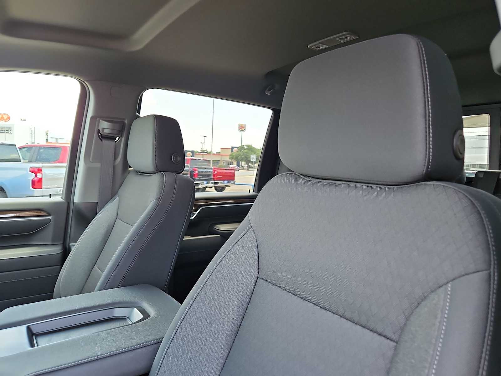2025 Chevrolet Silverado 2500 LT 12