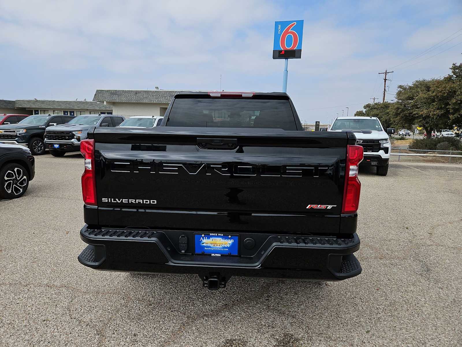 Thumbnail: 2026 Chevrolet Silverado 1500 - 7