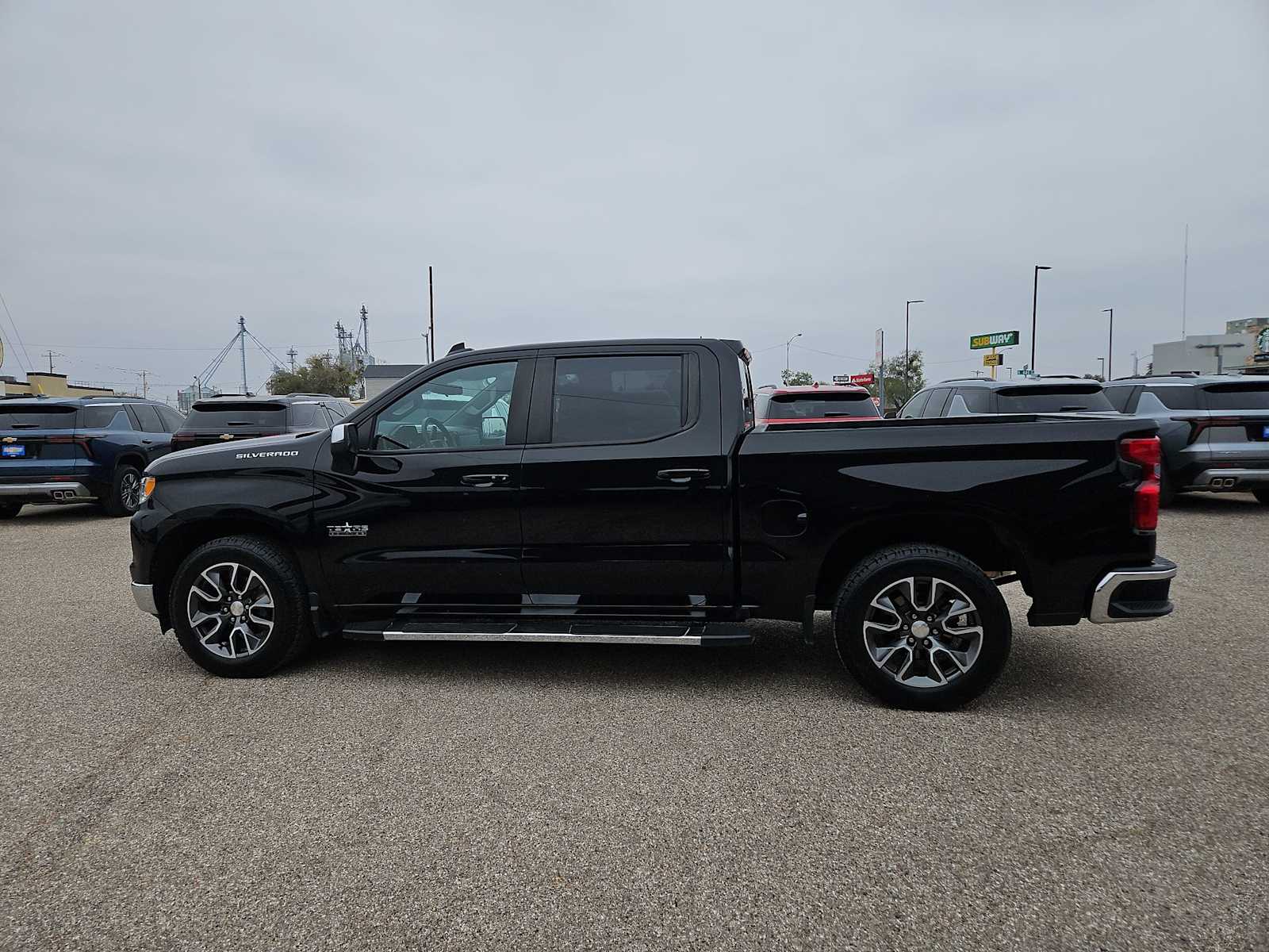 Thumbnail: 2022 Chevrolet Silverado 1500 - 5